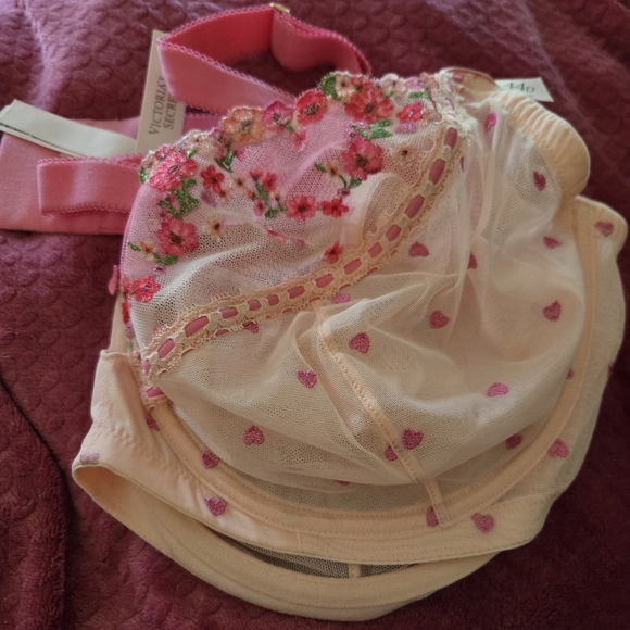 Victoria's Secret Dream Angels Pink Floral Bra - Picture 6 of 6